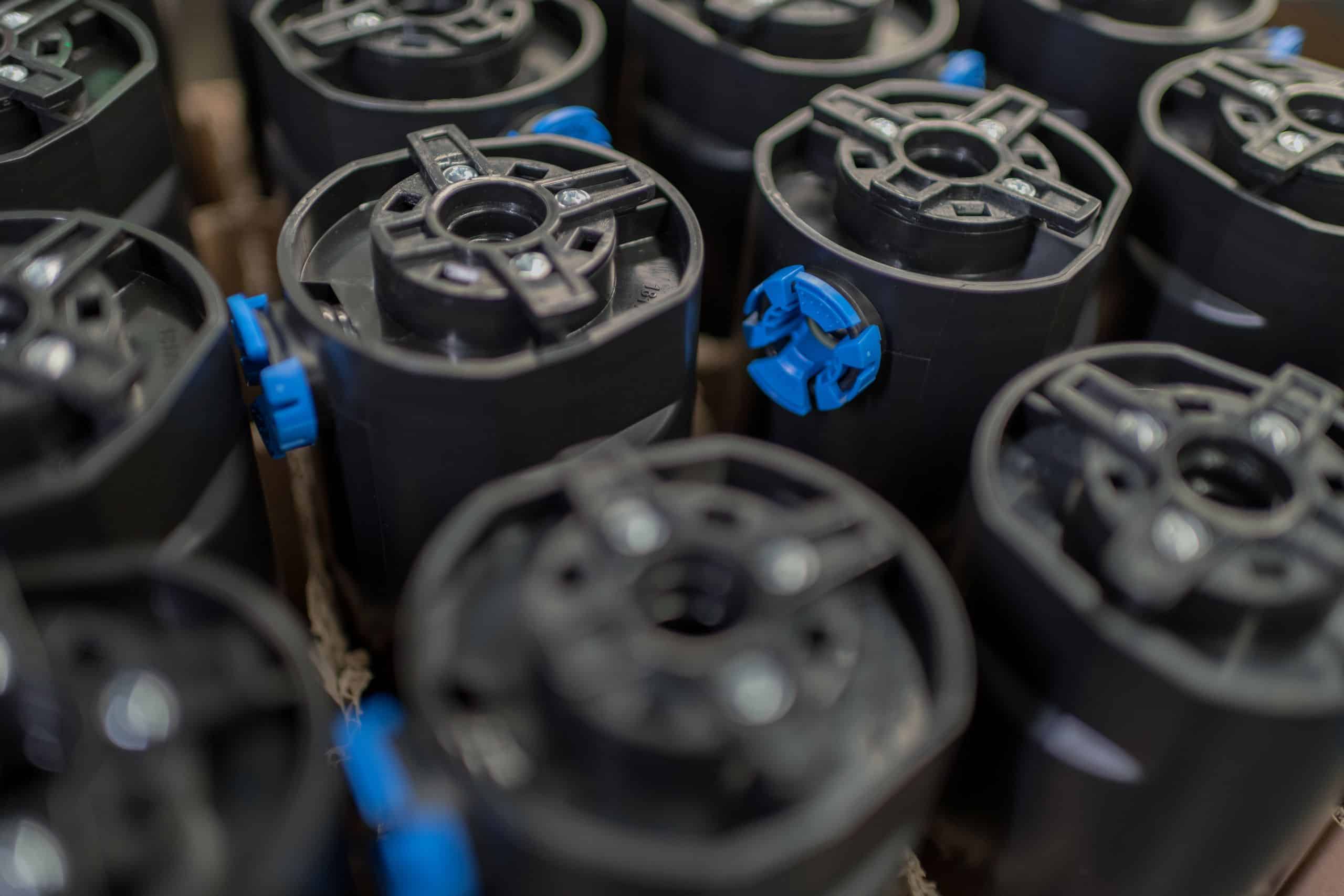 logistieke systemen,warehouse-systeemcomponenten,warehouse systeemcomponenten,transportband-systeemcomponenten,transportband componenten,warehouse componenten,transporttrays,klantspecifieke transportbakken,transportbakken