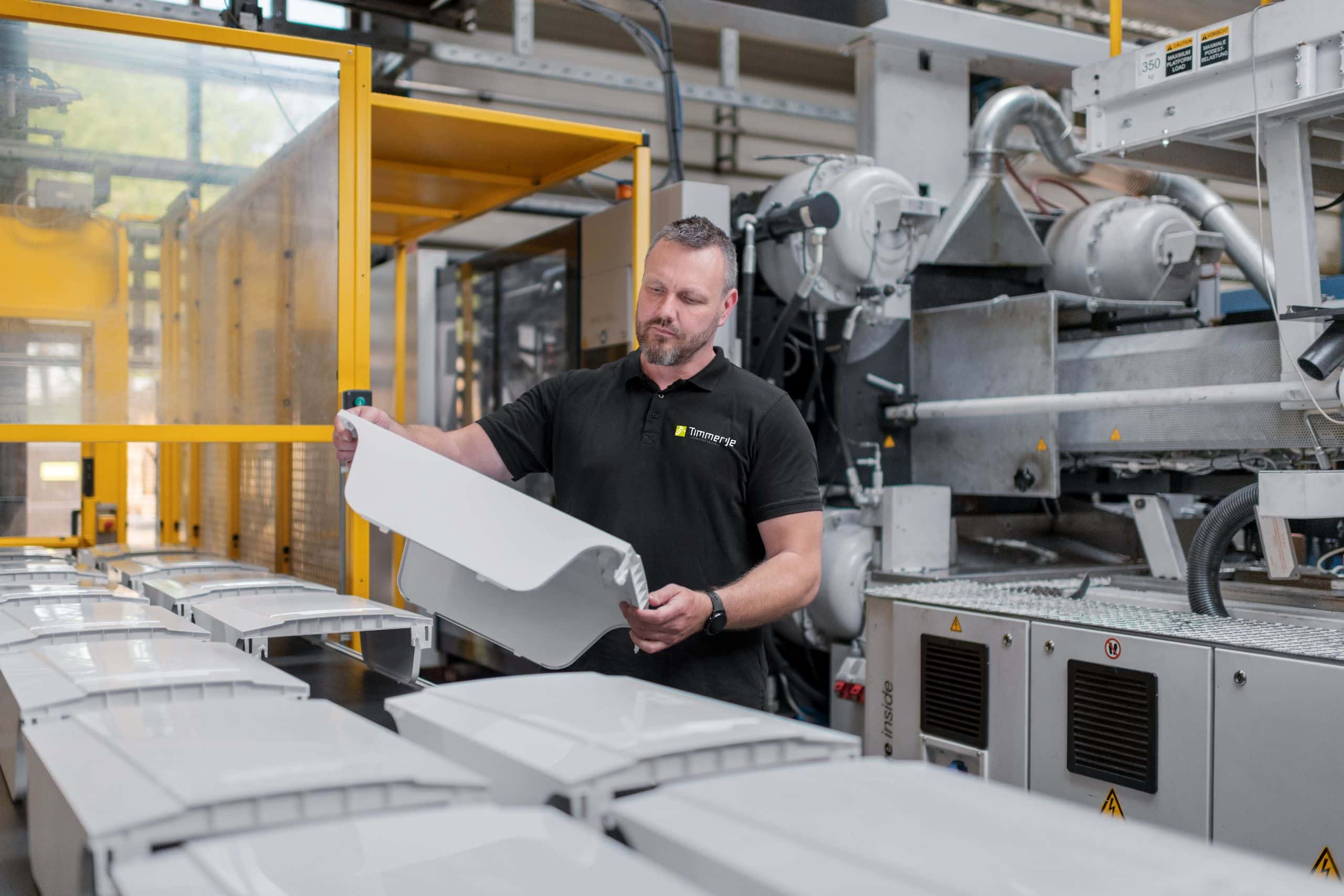 spuitgieten,Hoe wordt kunststof gemaakt?,wat is kunststof spuitgieten?,hoe werkt kunststof spuitgieten?,Kunststof spuitgieten process,kunststof productie process